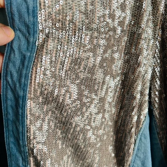 CHICOS YACHT ROCK DENIM SEQUINED JACKET 🔥👖 - Picture 5 of 7